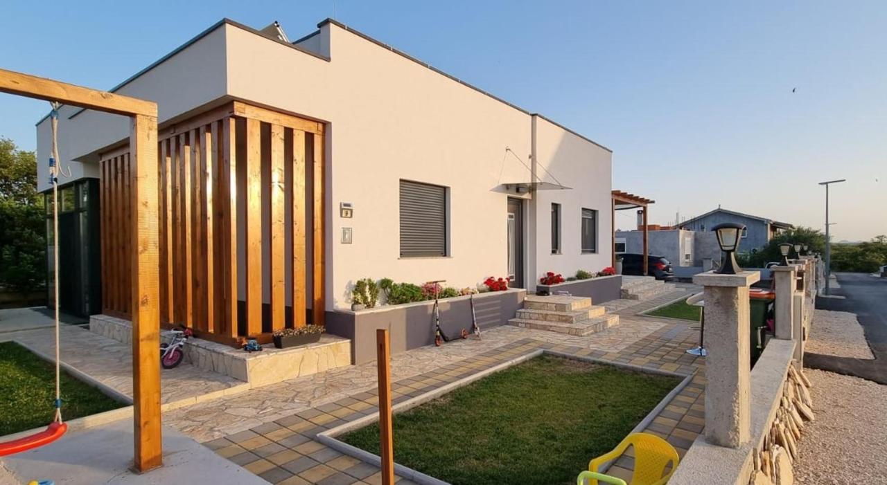 Yellow Dream Apartment Murvica (Policnik)